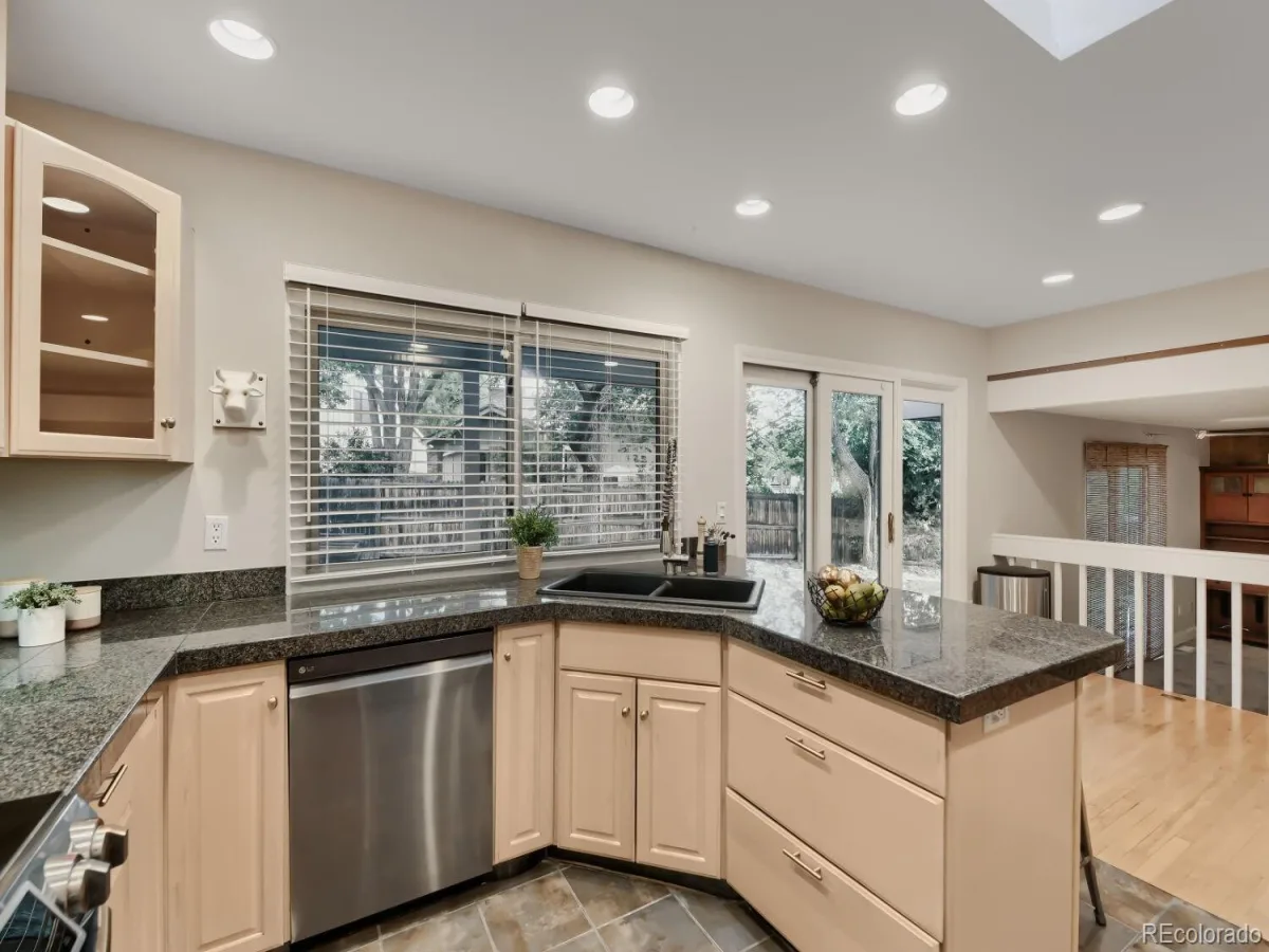 8162 Dudley Circle Arvada CO 80005 | MLS #REC6274342 08232026185452 1200 12