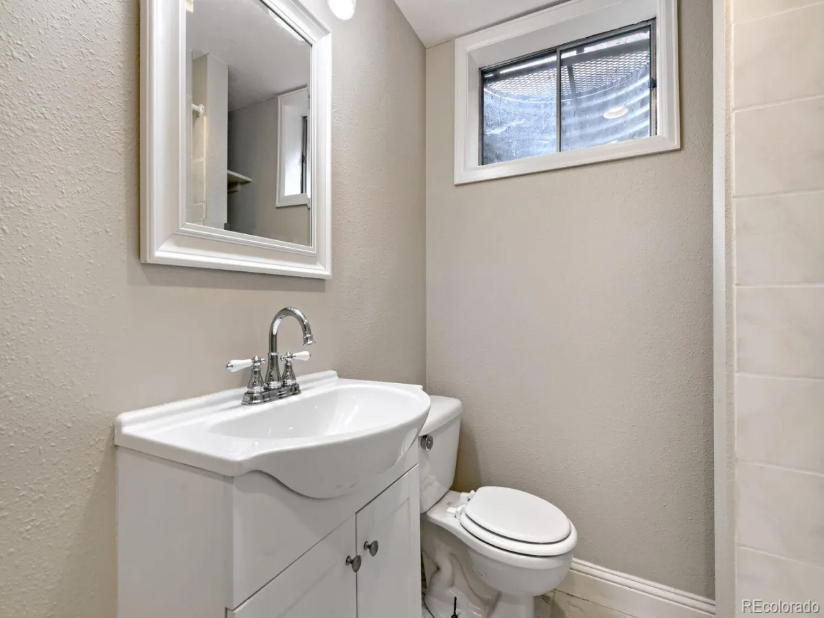 8162 Dudley Circle Arvada CO 80005 | MLS #REC6274342 08232026185452 1200 18
