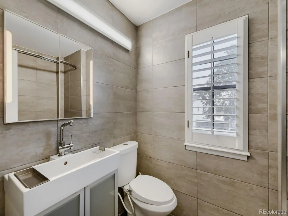 8162 Dudley Circle Arvada CO 80005 | MLS #REC6274342 08232026185452 1200 19