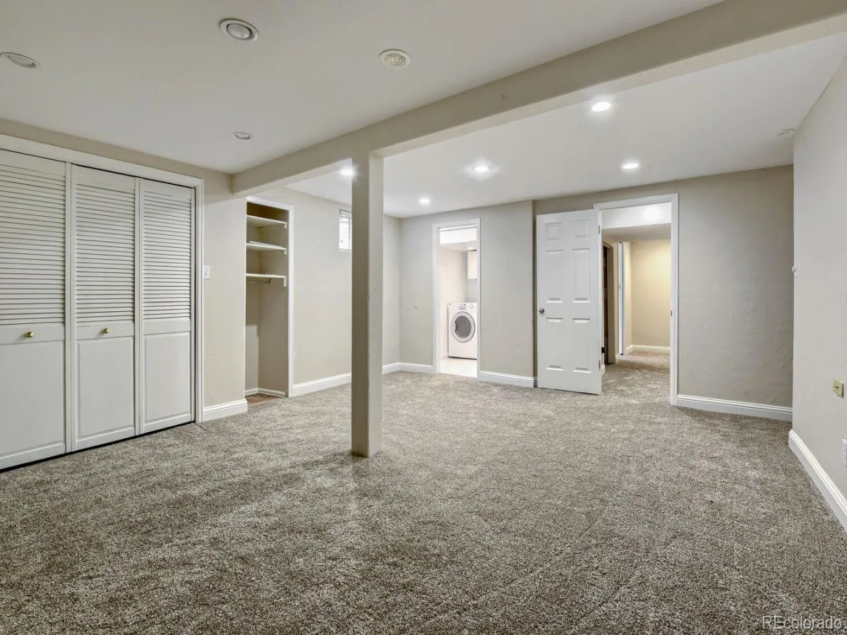 8162 Dudley Circle Arvada CO 80005 | MLS #REC6274342 08232026185452 1200 29