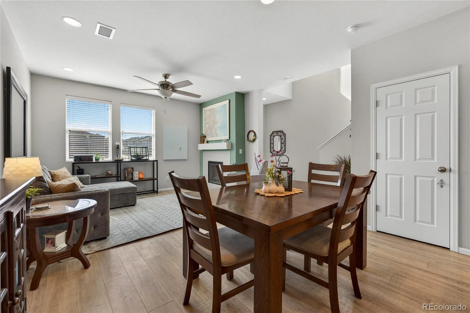 16025 E Elk Place Denver CO 80239 | MLS #REC6275023 04222026205104 1600 6