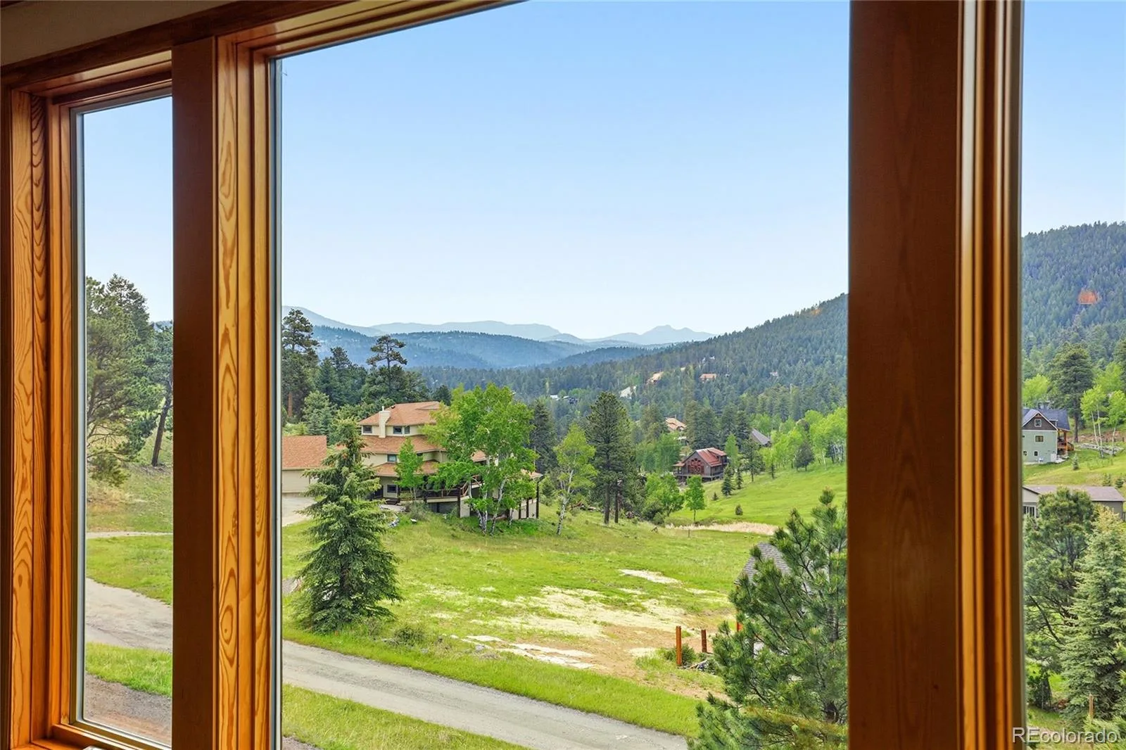 31735 Kiva Lane Evergreen CO 80439 | MLS #REC6276015 08172026211449 1600 4