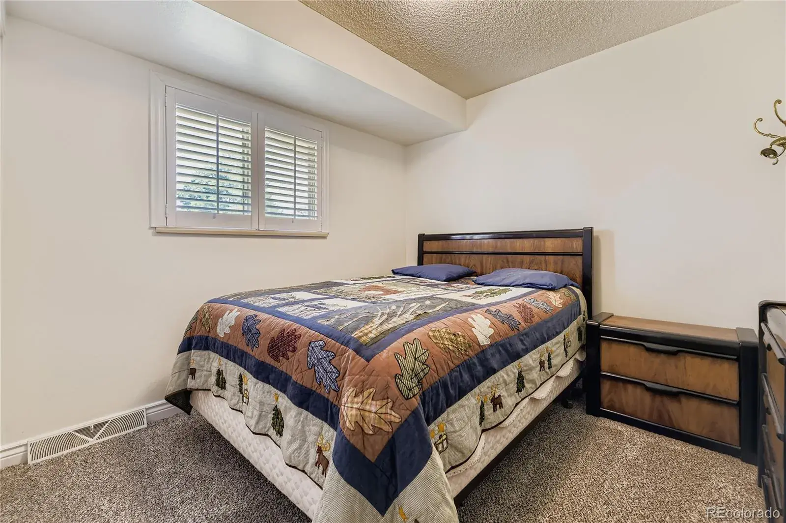 9089 E Nassau Avenue Denver CO 80237 MLS #REC6276368 09082025004535 1600 14