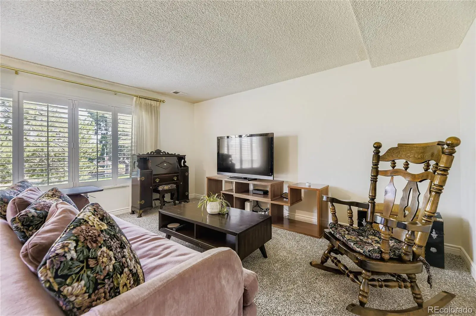 9089 E Nassau Avenue Denver CO 80237 MLS #REC6276368 09082025004535 1600 5