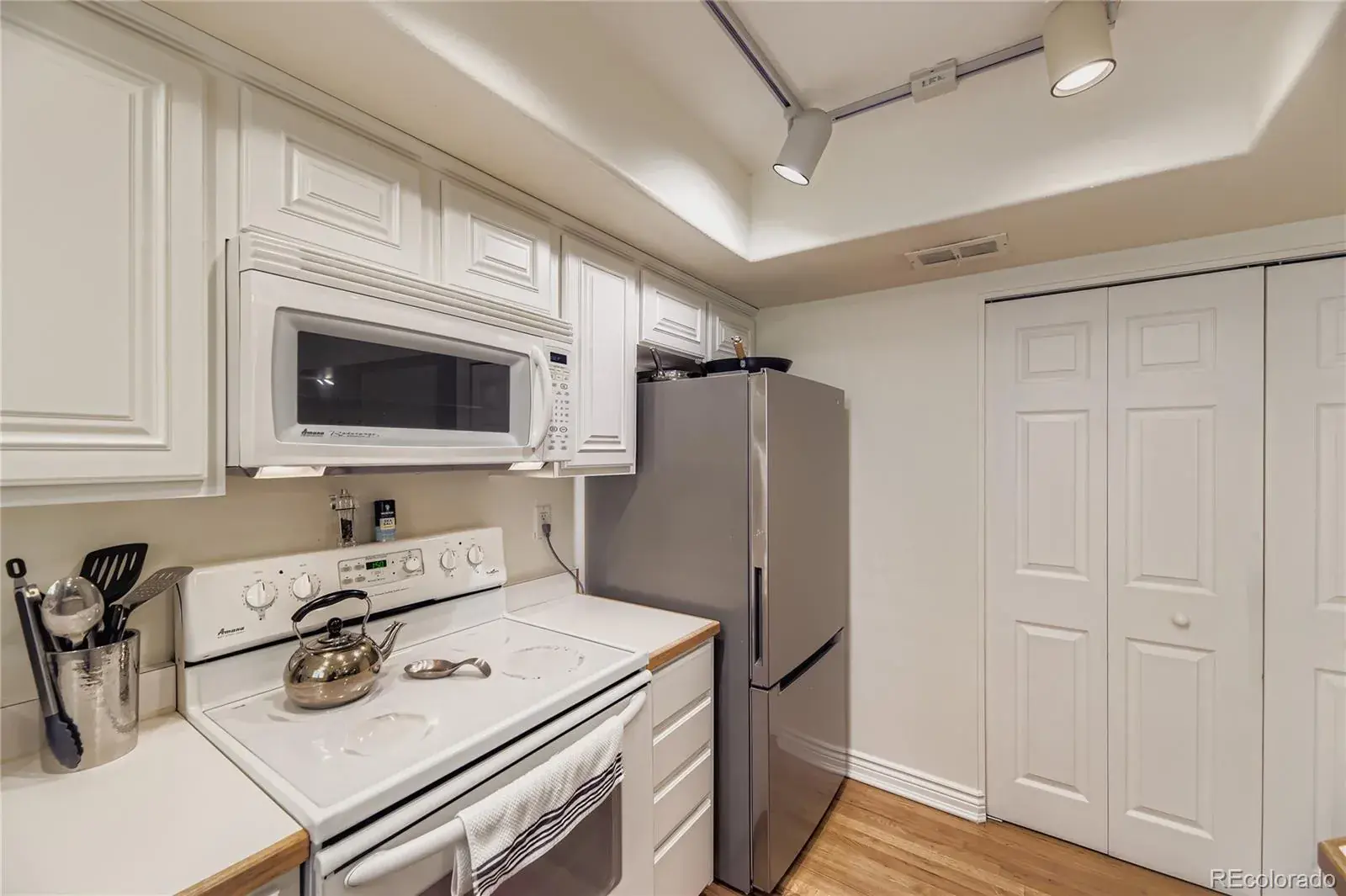 9089 E Nassau Avenue Denver CO 80237 MLS #REC6276368 09082025004535 1600 8