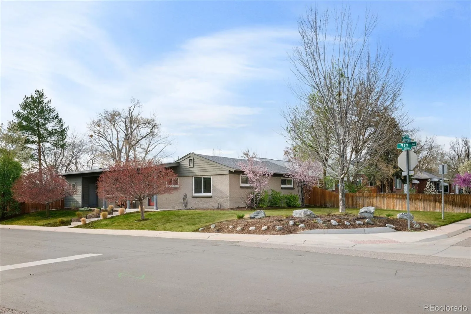 901 Glencoe Street Denver CO 80220 MLS #REC6276458 05112026231022 1600 39