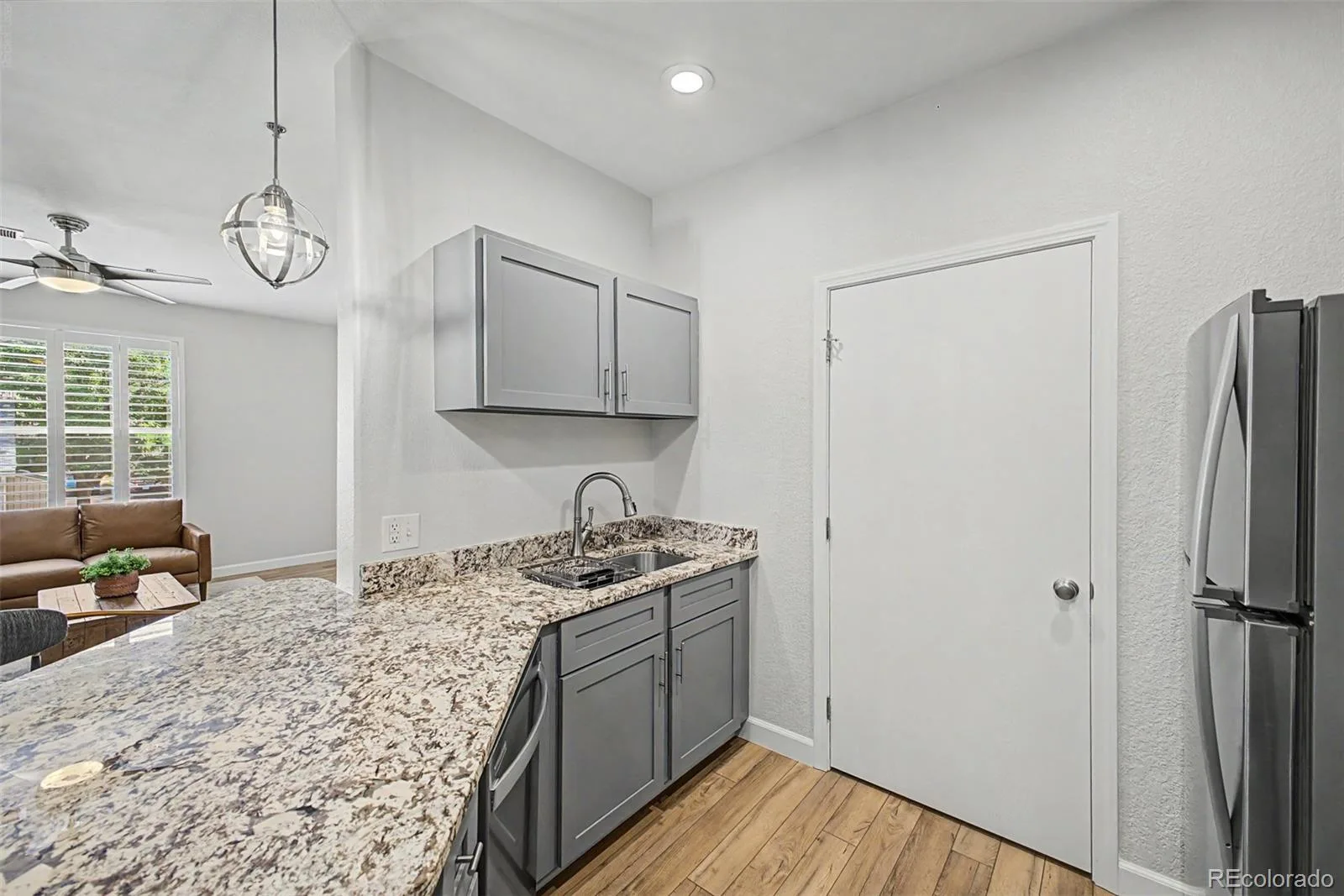 6005 Castlegate Drive #B22 Castle Rock CO 80108 | MLS #REC6276615 07312026024629 1600 16