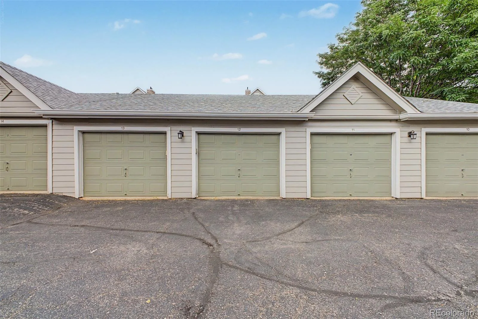 6005 Castlegate Drive #B22 Castle Rock CO 80108 | MLS #REC6276615 07312026024629 1600 25