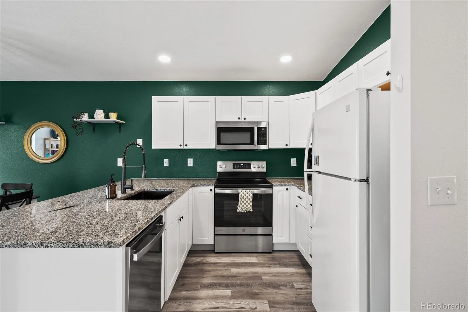 18284 W 58th Place #21 Golden CO 80403 | MLS #REC6276880 05232026095126 1600 10