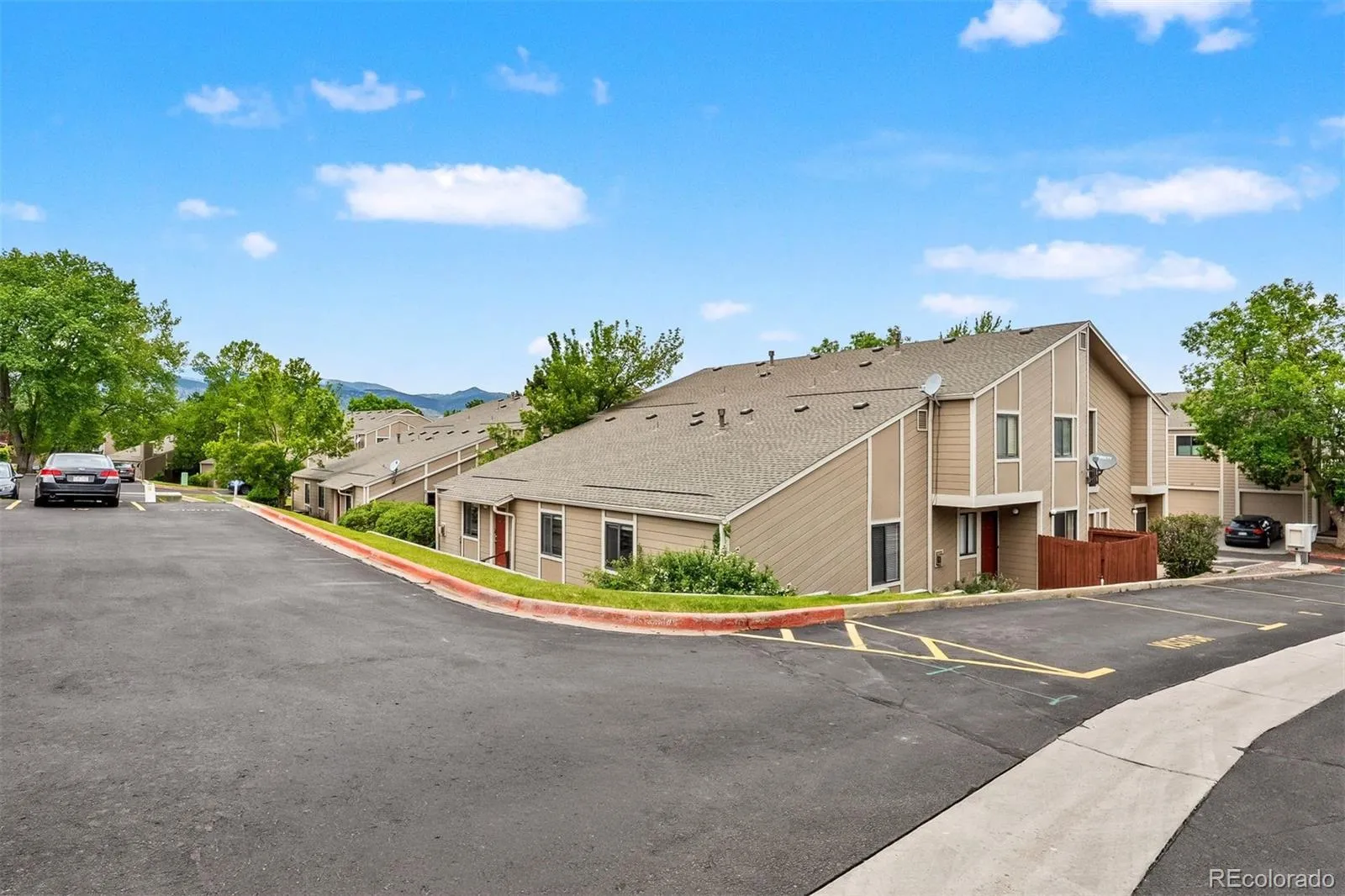 18284 W 58th Place #21 Golden CO 80403 | MLS #REC6276880 05232026095126 1600 29