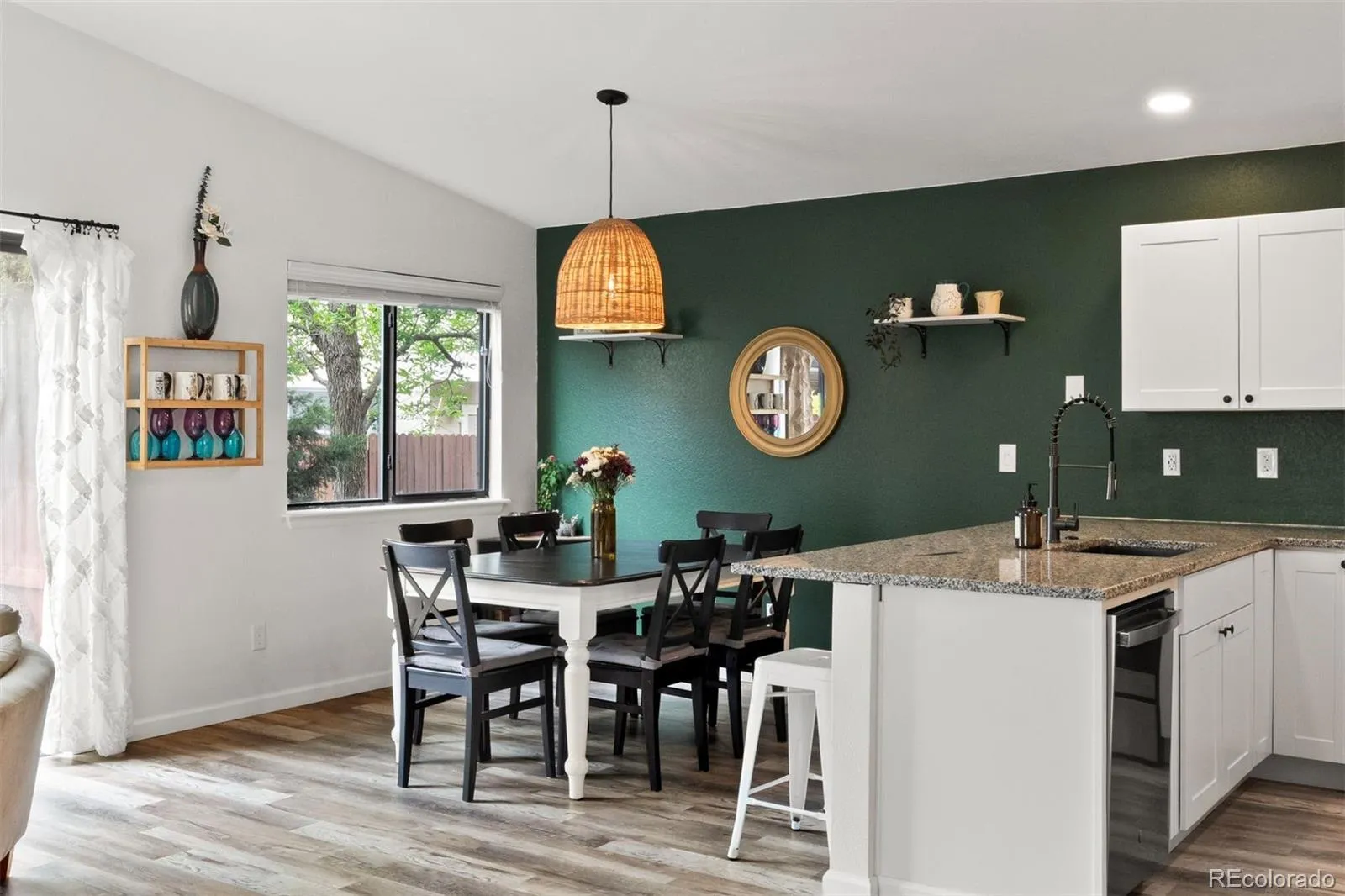 18284 W 58th Place #21 Golden CO 80403 | MLS #REC6276880 05232026095126 1600 5