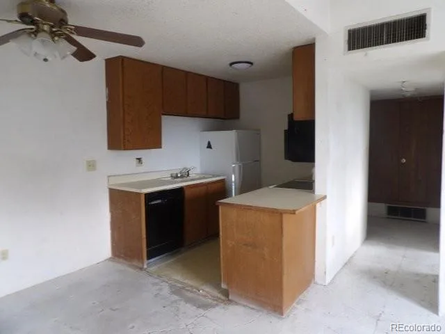 3100 S Federal Boulevard #301 Denver CO 80236 | MLS #REC6279782 08282026222951 640 8