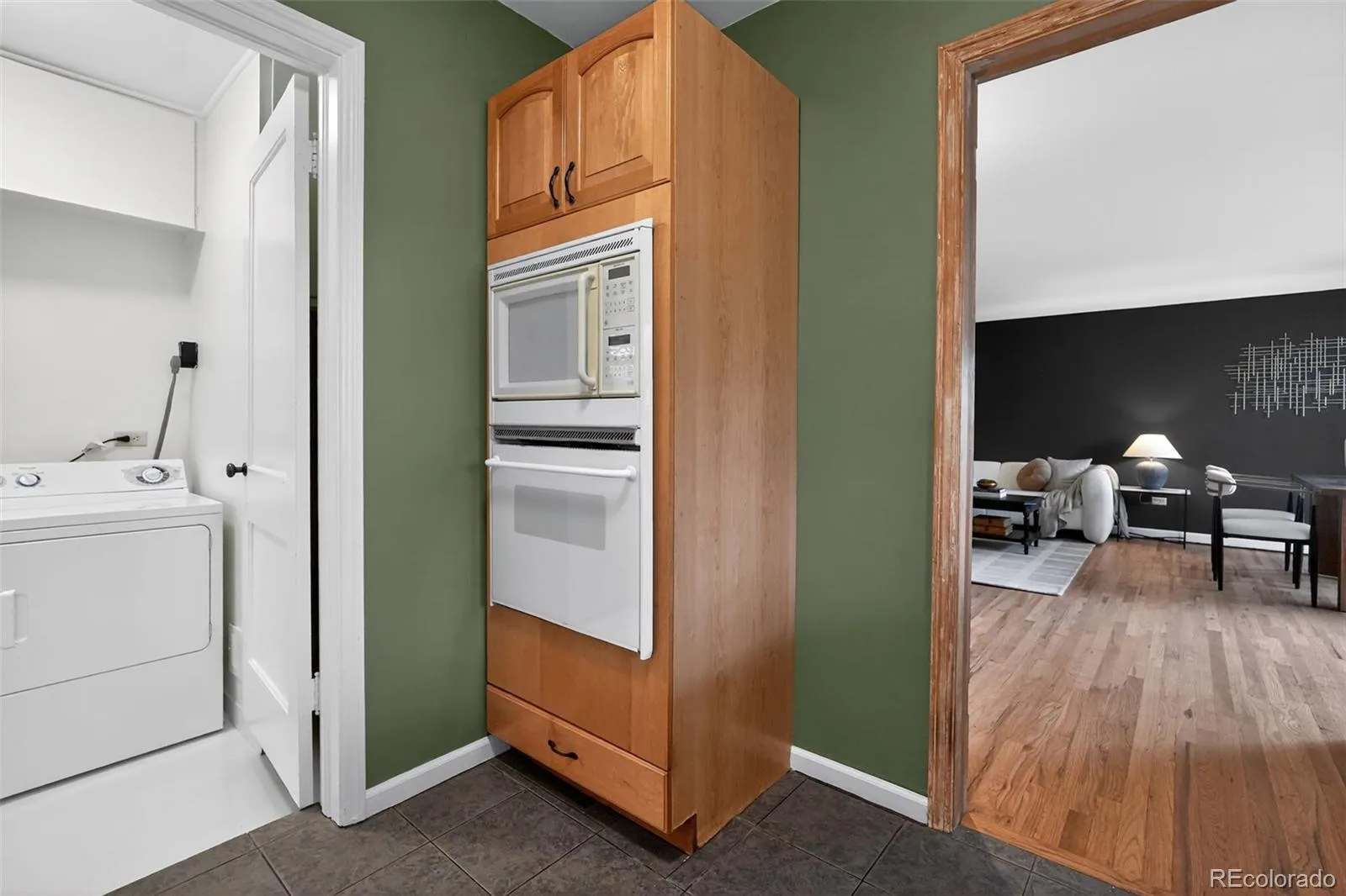 2621 Leyden Street Denver CO 80207 MLS #REC6280613 05052026045757 1600 12