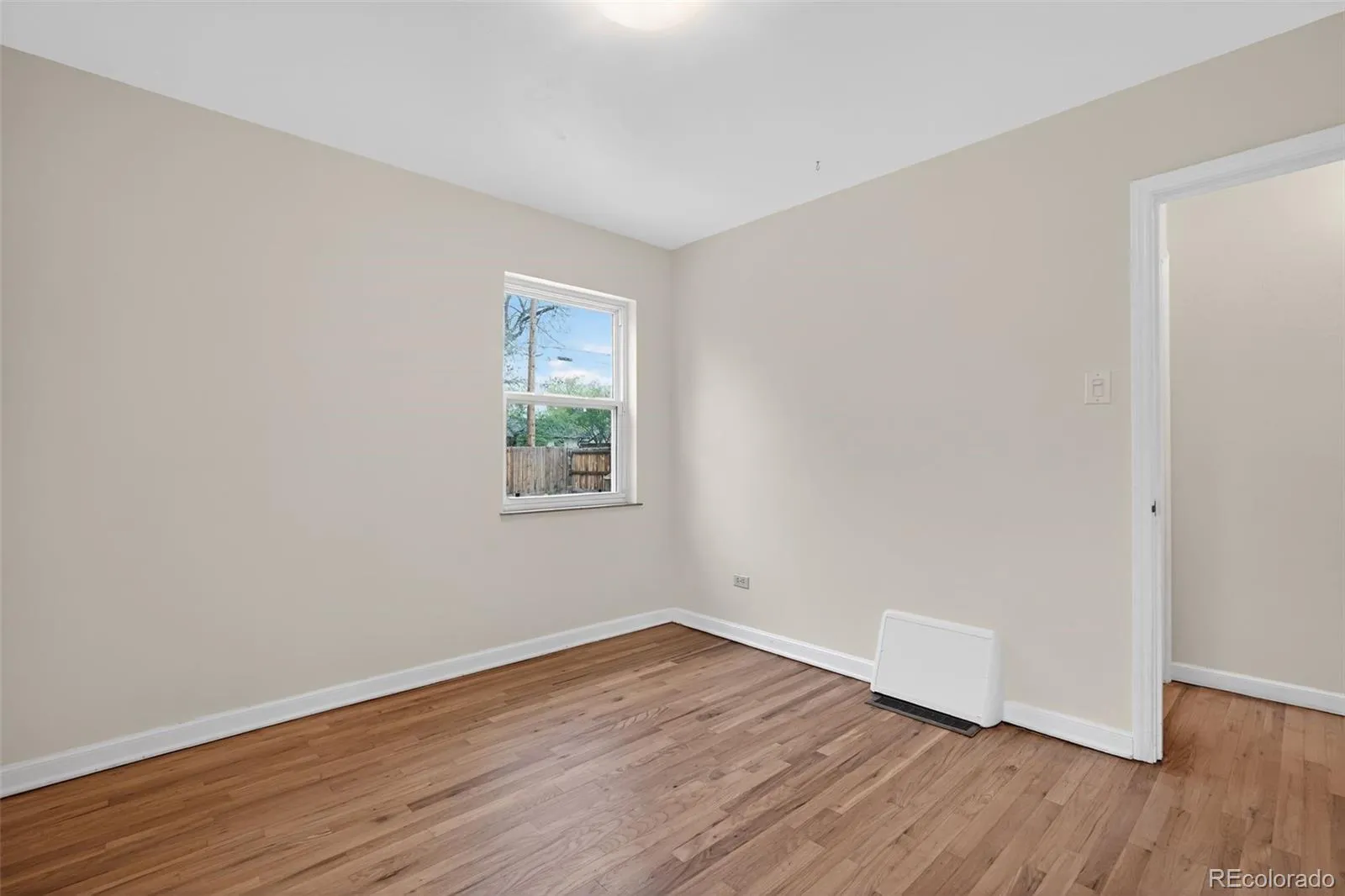 2621 Leyden Street Denver CO 80207 MLS #REC6280613 05052026045757 1600 23