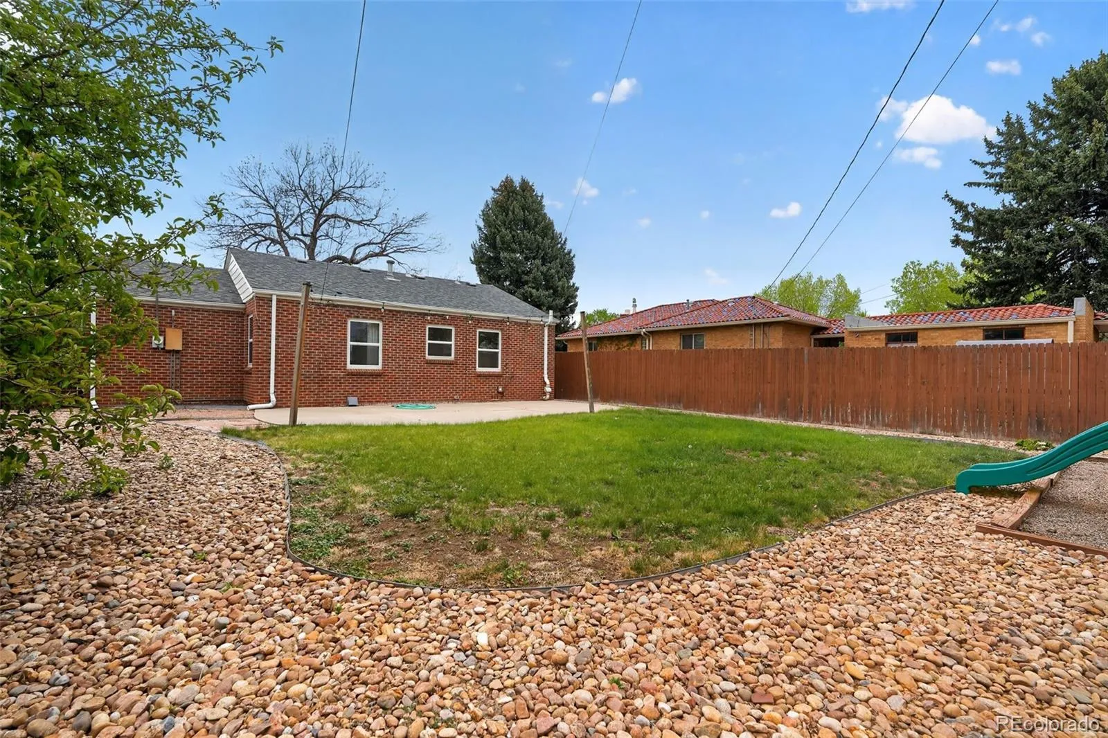 2621 Leyden Street Denver CO 80207 MLS #REC6280613 05052026045757 1600 27