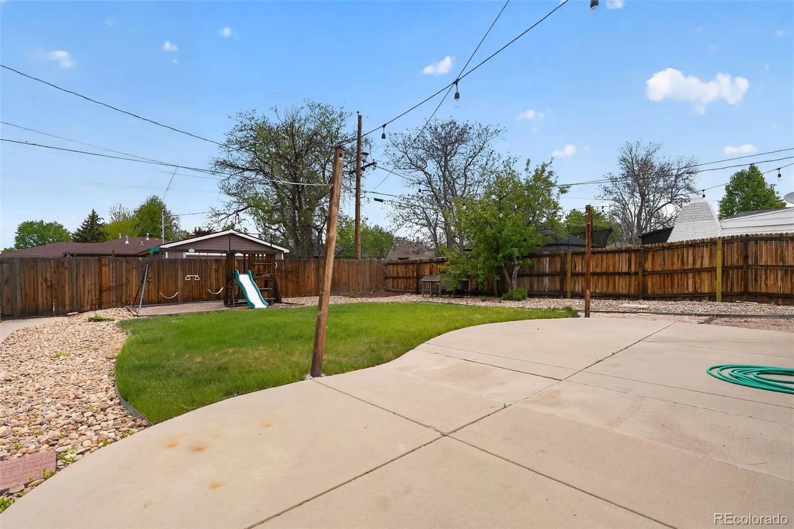 2621 Leyden Street Denver CO 80207 MLS #REC6280613 05052026045757 1600 28