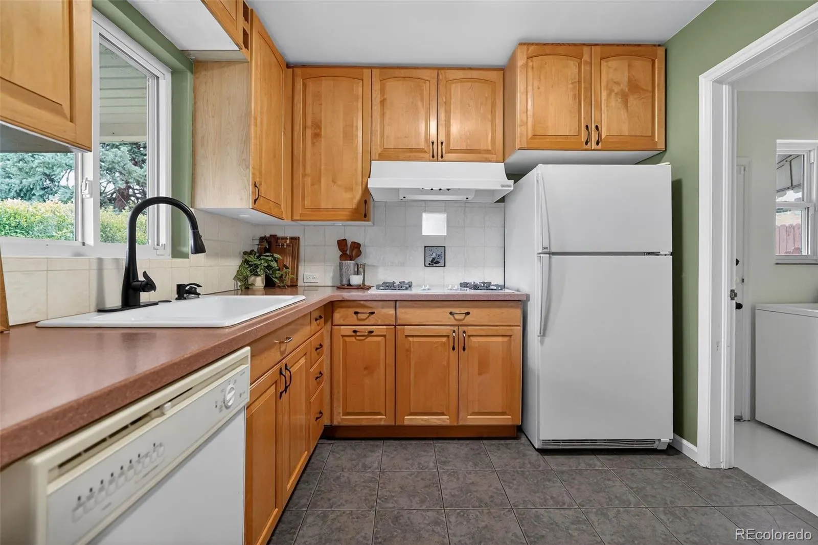 2621 Leyden Street Denver CO 80207 MLS #REC6280613 05052026045757 1600 7
