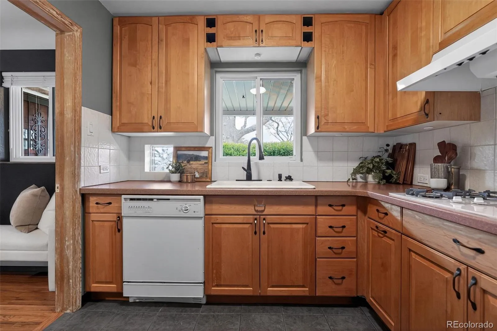 2621 Leyden Street Denver CO 80207 MLS #REC6280613 05052026045757 1600 9