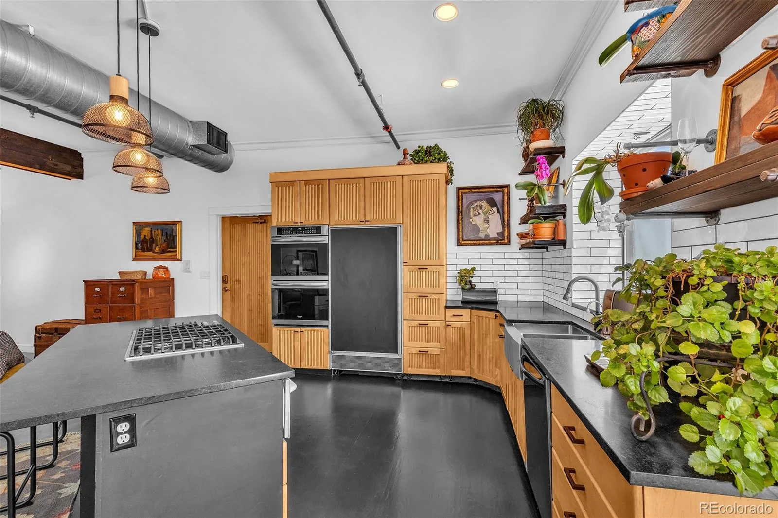 800 W 8th Avenue #201 Denver CO 80204 | MLS #REC6280625 08042026204530 1600 3