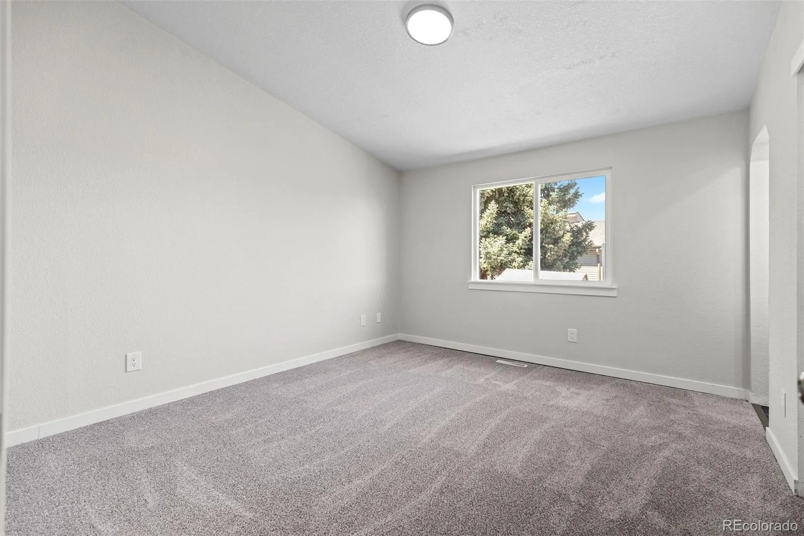 17933 E Linvale Drive Aurora CO 80013 MLS #REC6282820 05122026230255 1600 14