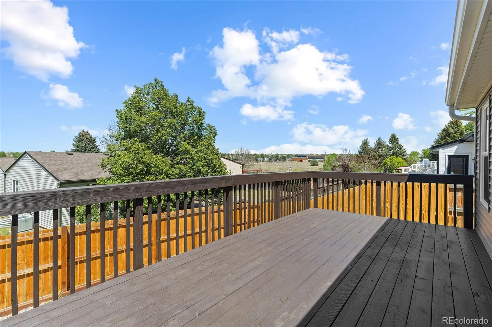 17933 E Linvale Drive Aurora CO 80013 MLS #REC6282820 05122026230255 1600 22