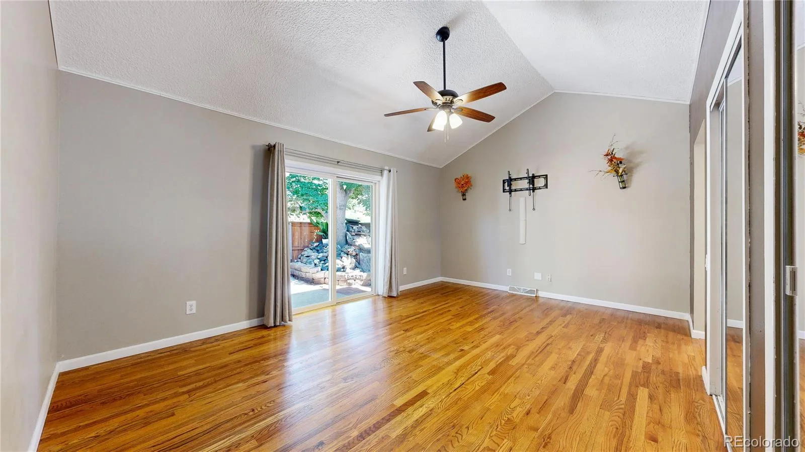 2946 S Moline Place Aurora CO 80014 | MLS #REC6287295 09182026054712 1600 17