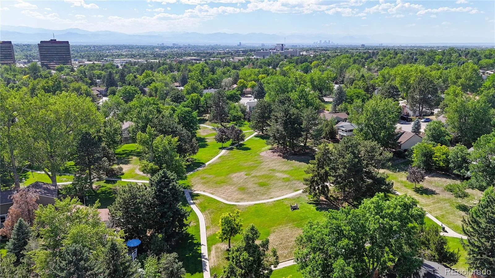 2946 S Moline Place Aurora CO 80014 | MLS #REC6287295 09182026054712 1600 40