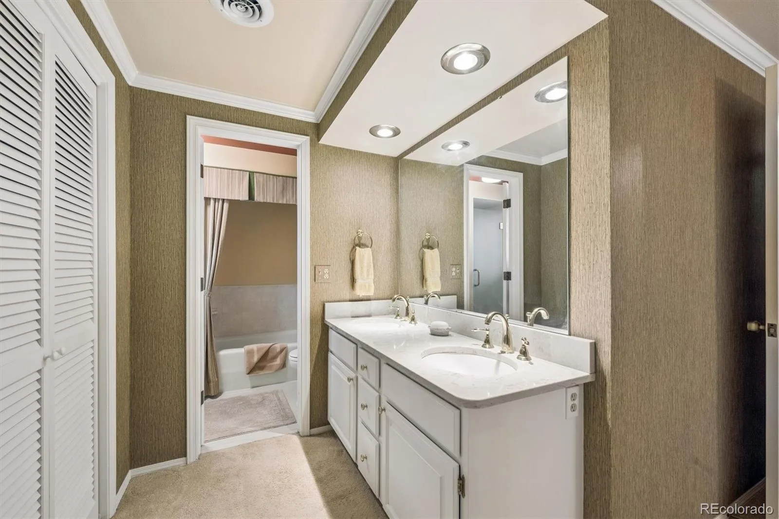 10000 E Grand Avenue Greenwood Village CO 80111 MLS #REC6290742 06102026163913 1600 21