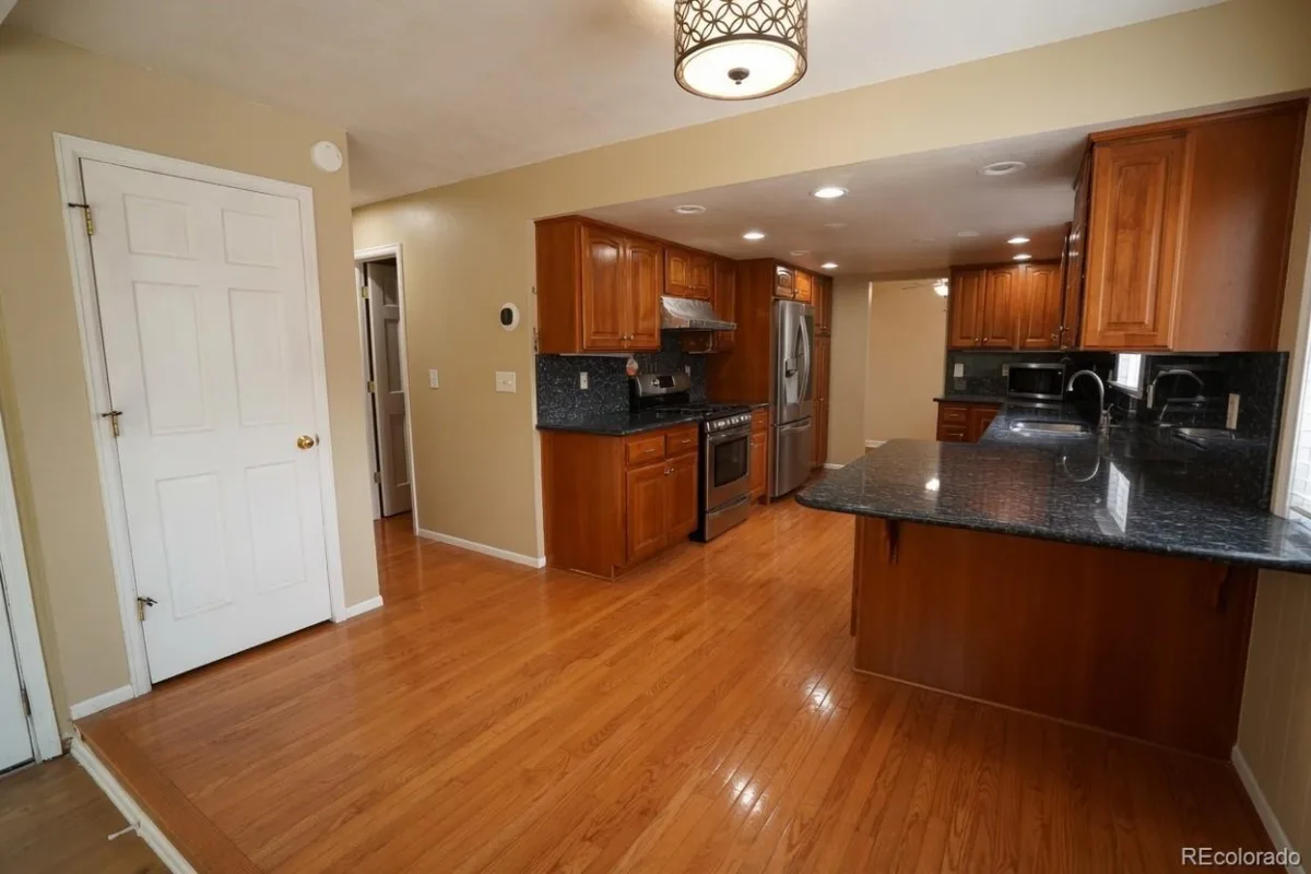 2747 S Quay Way Denver CO 80227 MLS #REC6291751 07152026081237 1200 13