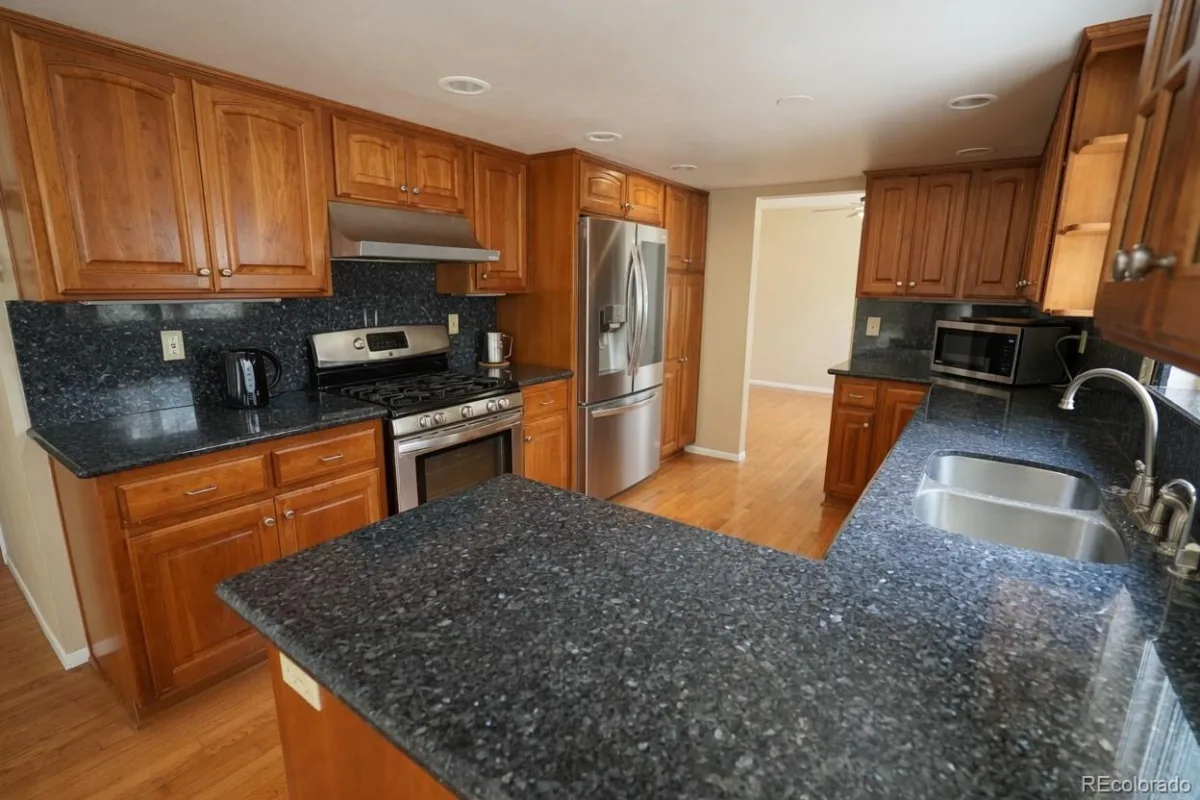 2747 S Quay Way Denver CO 80227 MLS #REC6291751 07152026081237 1200 8