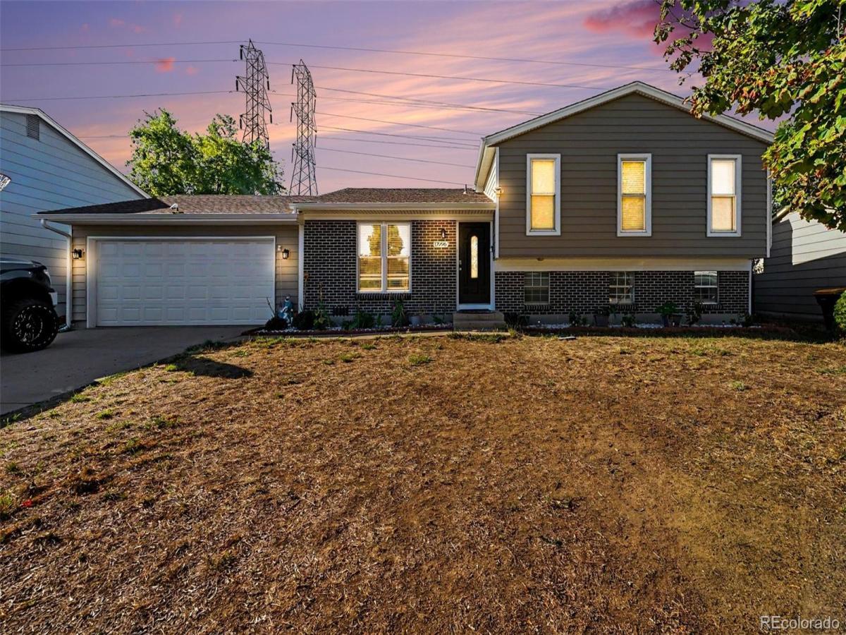 17996 E Bails Place Aurora CO 80017 | MLS #REC6293241 MLS #REC6293241 image #0