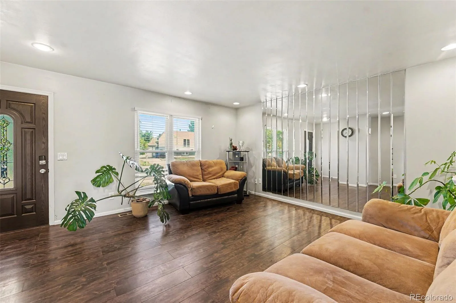 17996 E Bails Place Aurora CO 80017 | MLS #REC6293241 10062026205731 1600 3