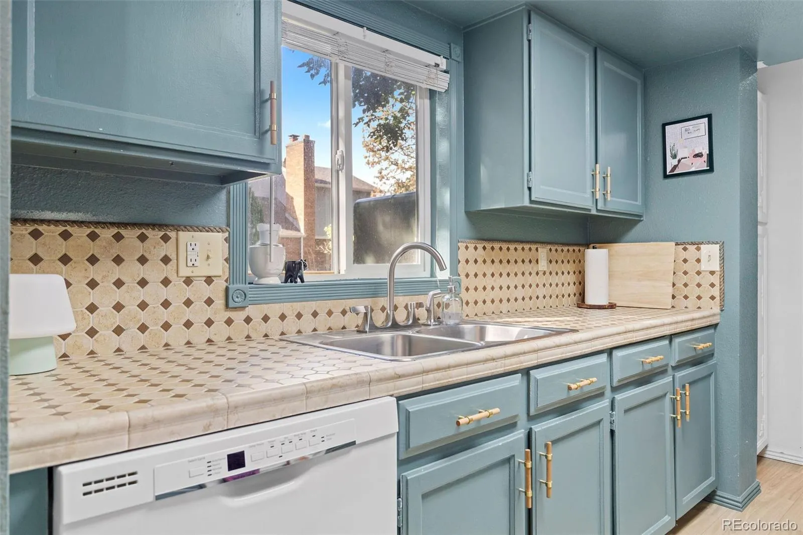 11184 E Linvale Drive Aurora CO 80014 MLS #REC6294014 05222026221501 1600 8