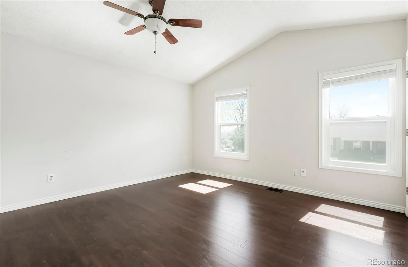 04052026233708 1600 19