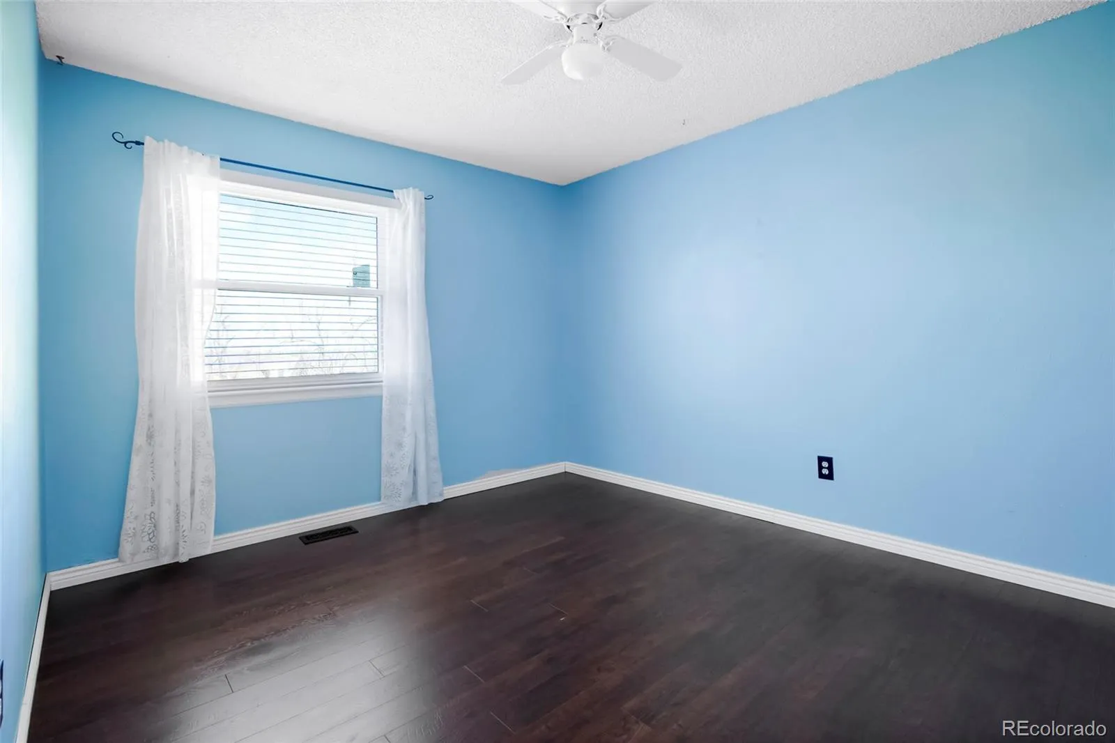 04052026233708 1600 24