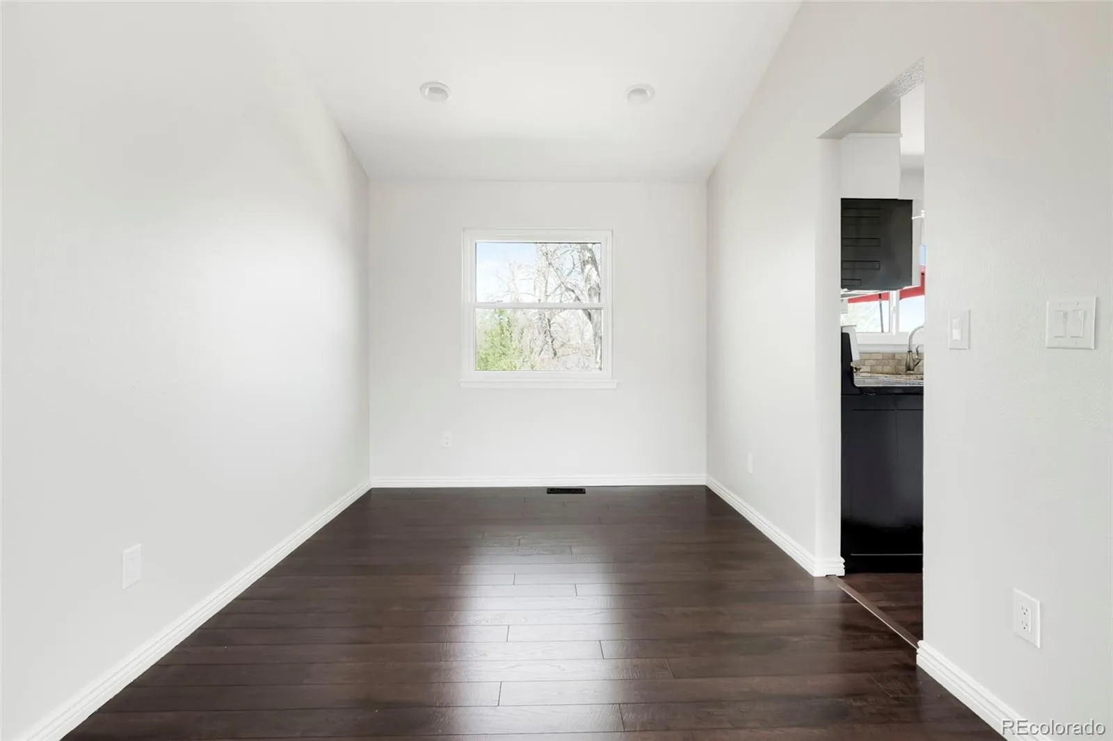 04052026233708 1600 8