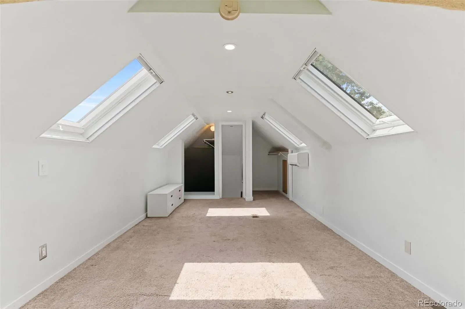 09212025000250 1600 20