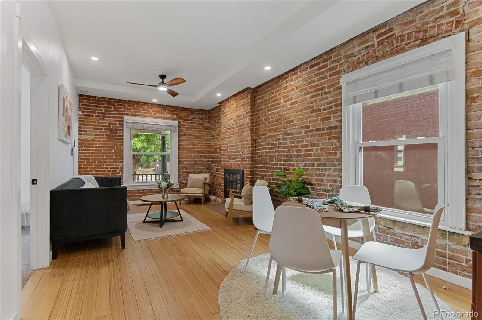 09212025000250 1600 9