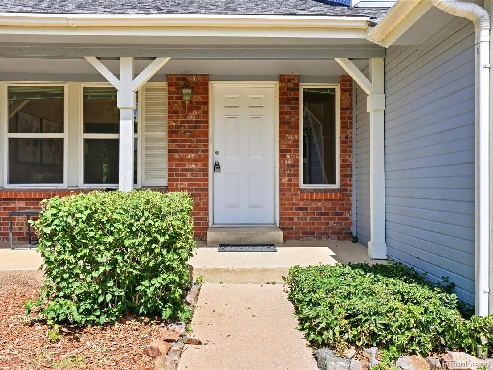 14737 E Wagon Trail Drive Aurora CO 80015 | MLS #REC6294240 08202026140642 1600 2