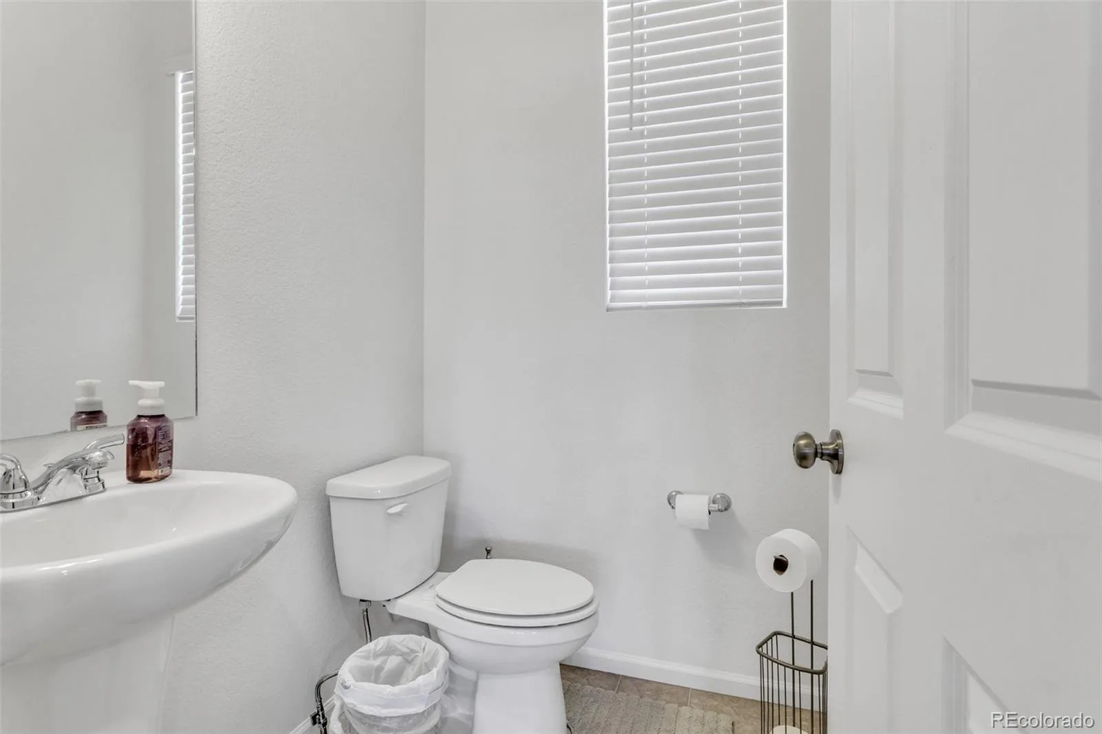 16471 E 111th Drive Commerce City CO 80022 | MLS #REC6294672 06172026175750 1600 5
