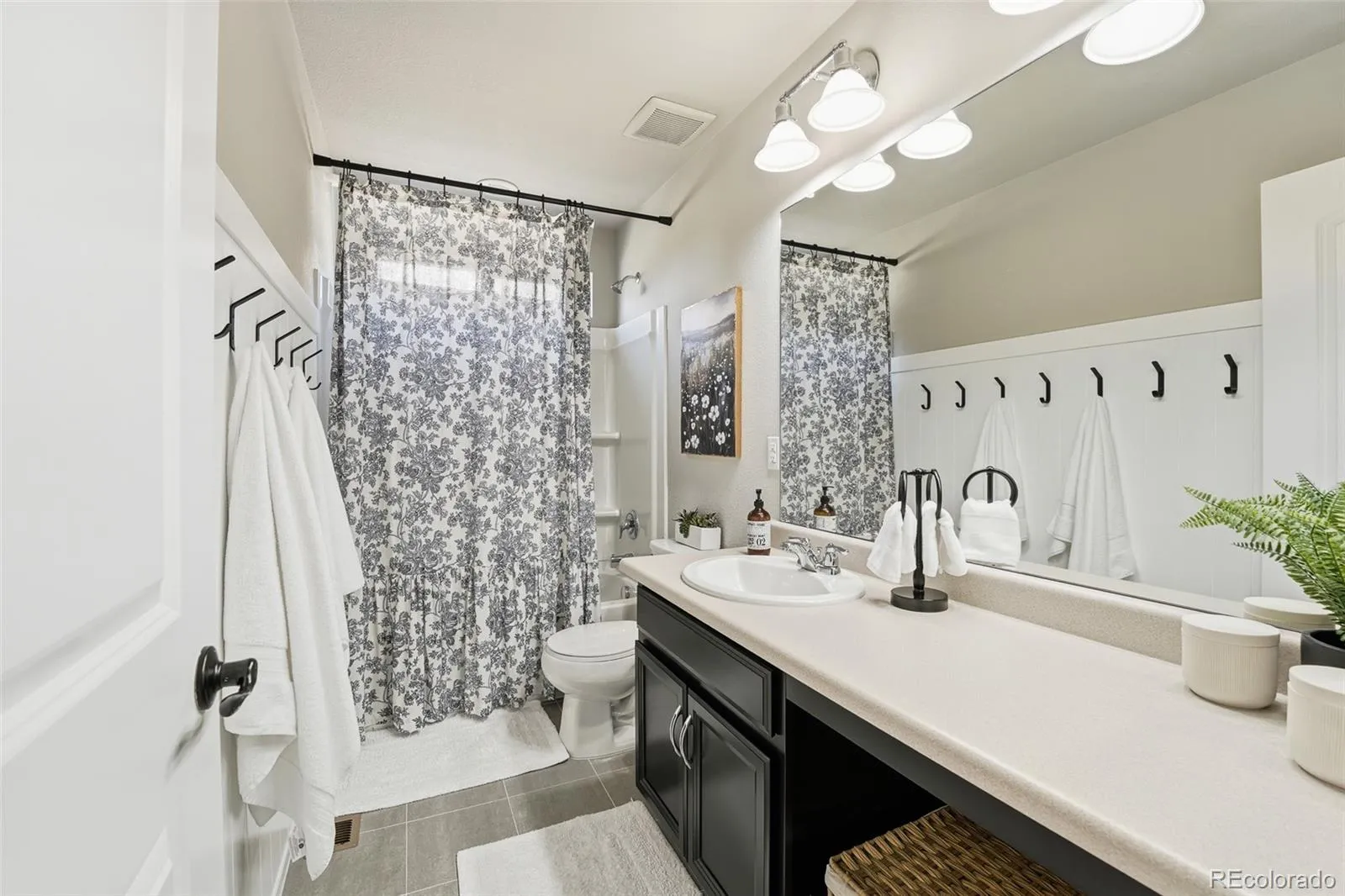 3490 Raintree Lane Dacono CO 80514 | MLS #REC6295277 04272026190800 1600 35