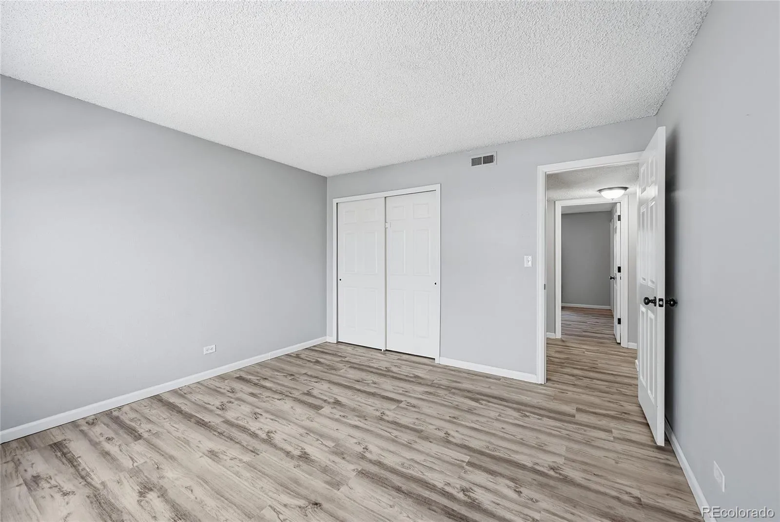 3490 S Akron Street #6 Denver CO 80231 MLS #REC6295458 05092026015648 1600 7