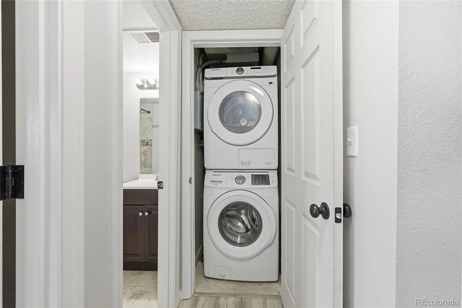 3490 S Akron Street #6 Denver CO 80231 MLS #REC6295458 05092026015648 1600 9