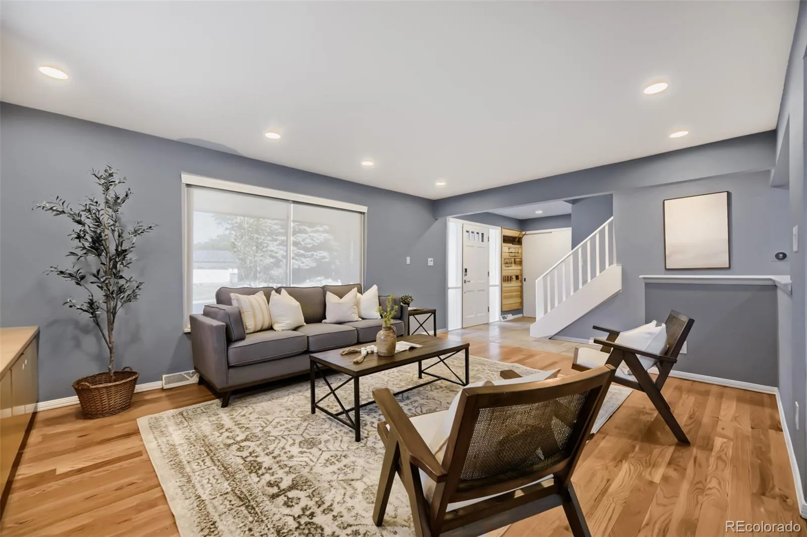 3141 S Jasmine Way Denver CO 80222 | MLS #REC6295521 08112026201752 1600 4