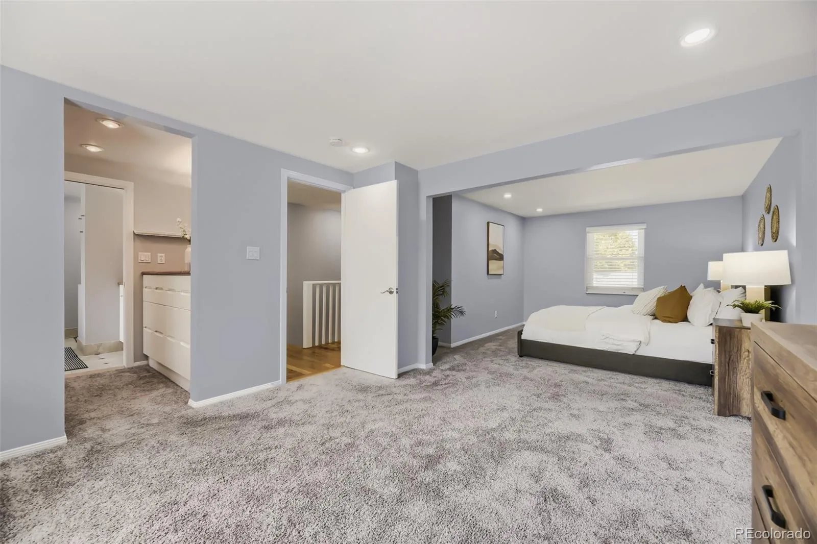3141 S Jasmine Way Denver CO 80222 | MLS #REC6295521 08112026201752 1600 9