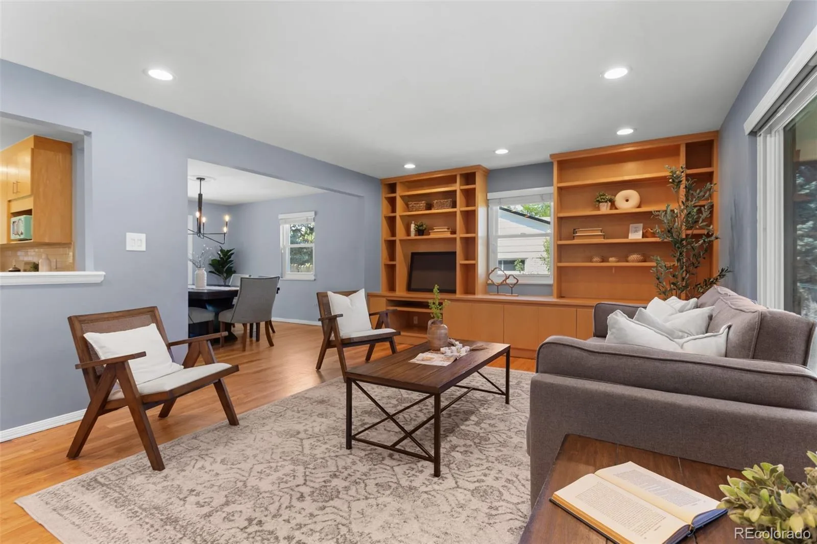 3141 S Jasmine Way Denver CO 80222 | MLS #REC6295521 10142026154320 1600 17