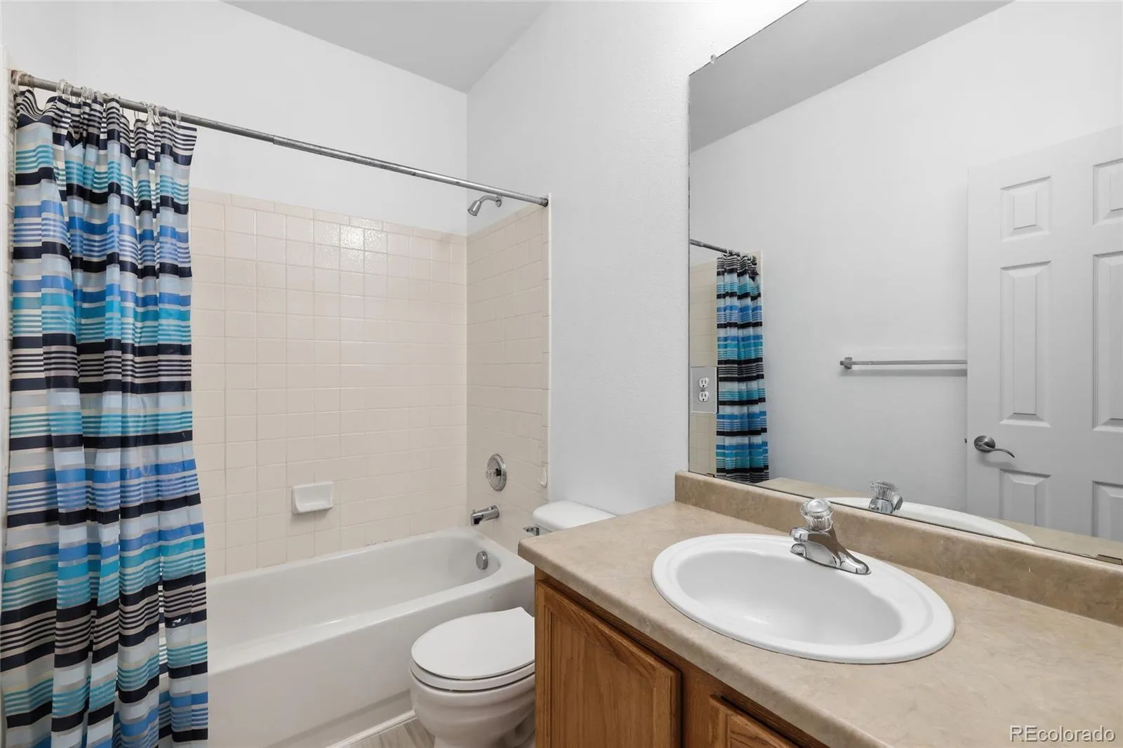 111 Granby Way #C Aurora CO 80011 | MLS #REC6297434 06042026142321 1600 20