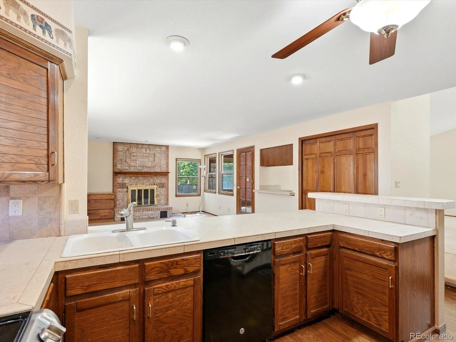 15102 E Bellewood Drive Aurora CO 80015 | MLS #REC6298379 08262026223248 1600 6