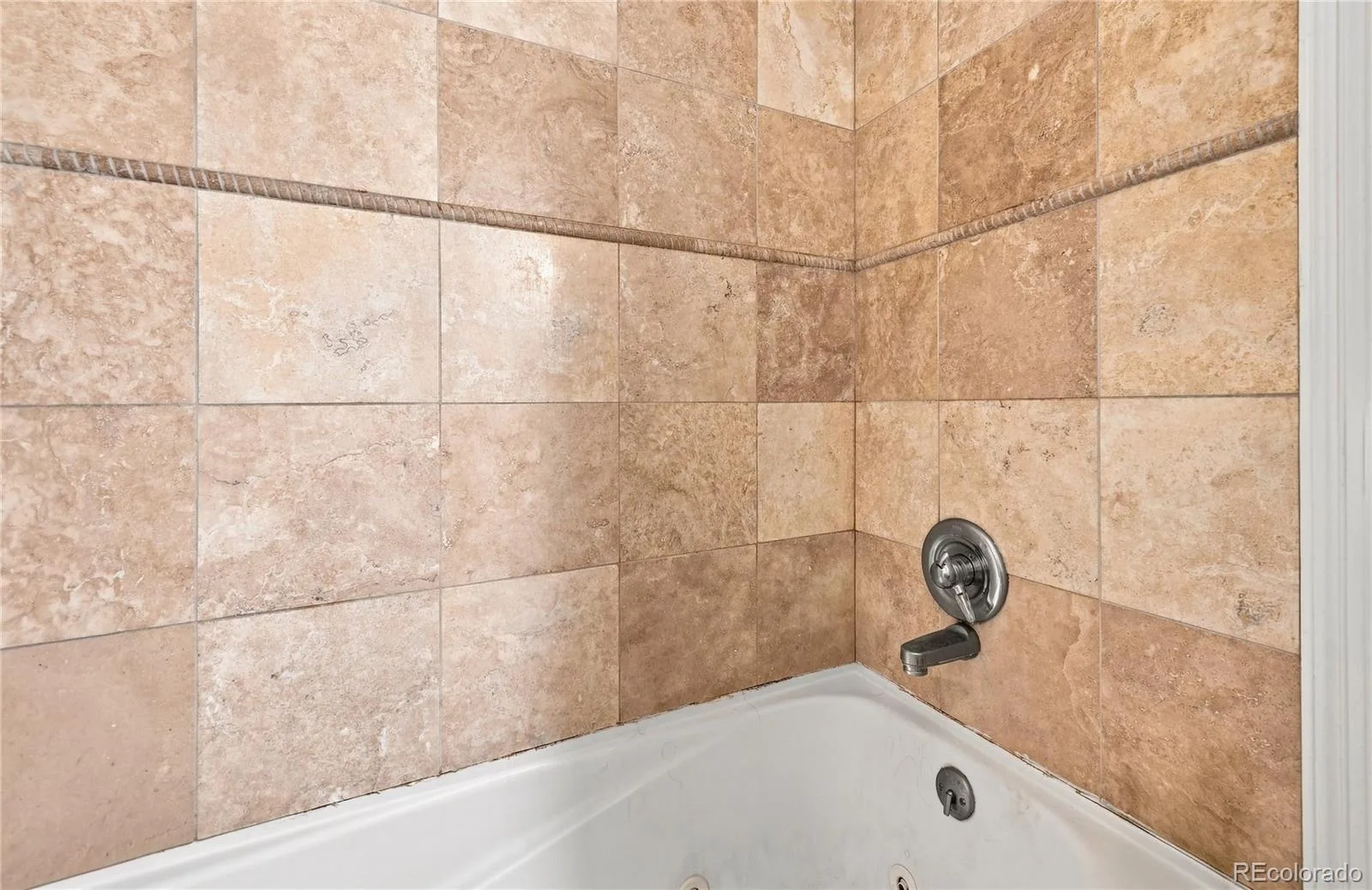 1243 Vine Street #6 Denver CO 80206 | MLS #REC6301859 08262026233705 1600 13