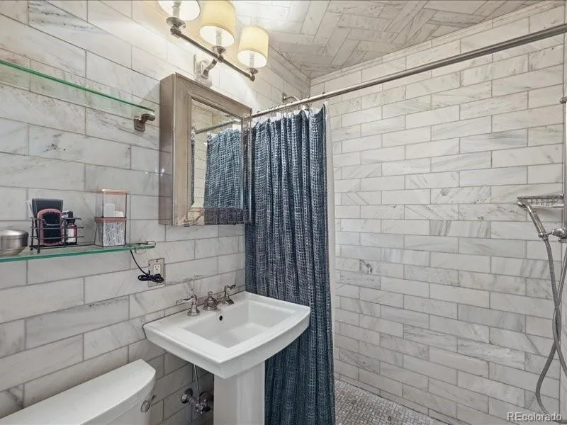 2100 N Franklin Street #21 Denver CO 80205 MLS #REC6302371 06092026152157 800 18
